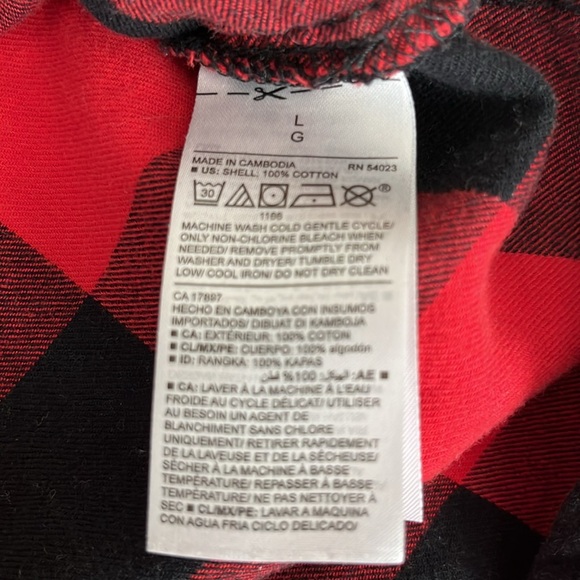 Old Navy Buffalo Check Flannell - Picture 5 of 5